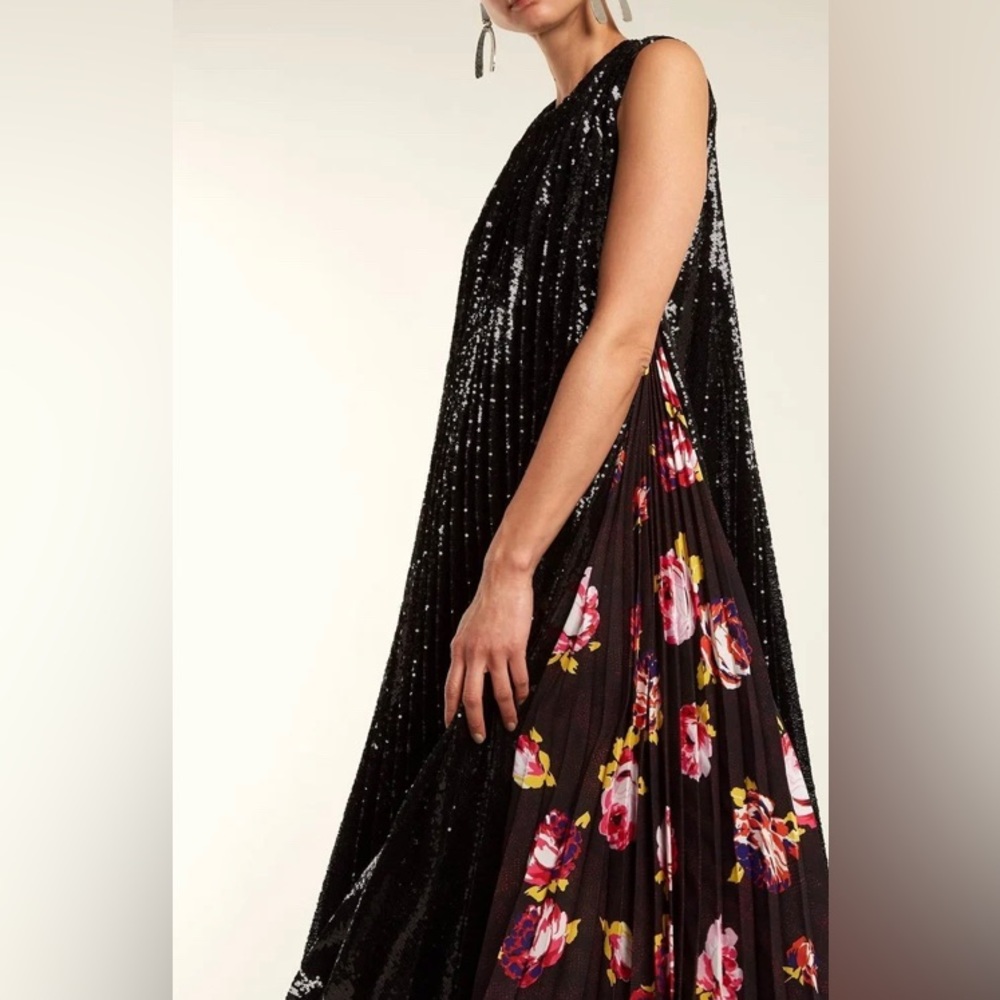 Brand New MSGM Black Sequinned Pleated Midi Dress, size IT40 (US4)